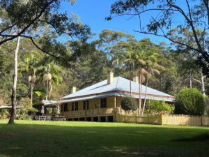 Roto House Historic Site.A late-Victorian building built by surveyor John Flynn in 1891.